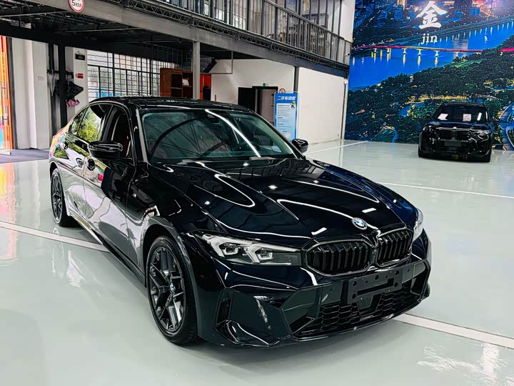 2025 BMW 3 Series 2025 330Li M Sports Night Package