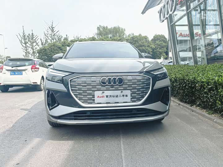 2024 AudiQ4 e-tron 2024 Model 40 e-tron Enactus Edition