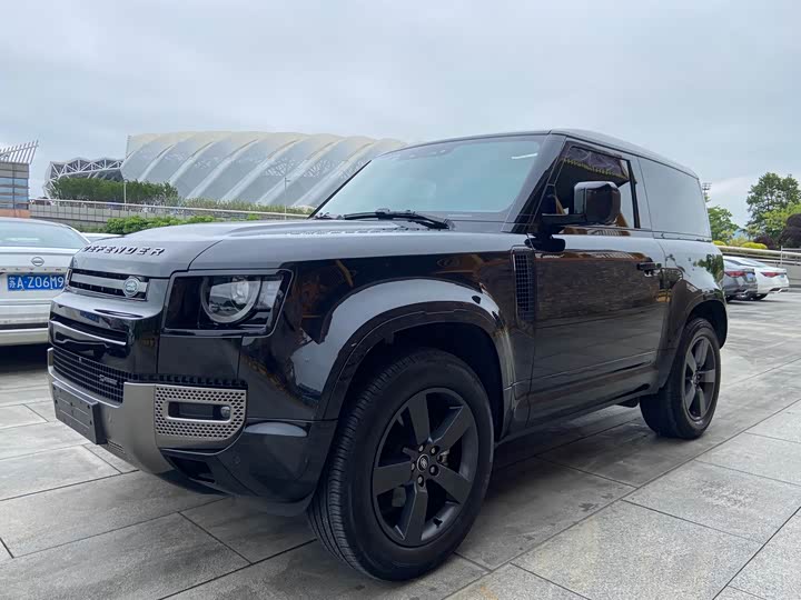 2023 Land Rover Defender 2023 Model 90 2.0T P300 X-DYNAMIC HSE