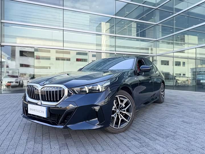 2025 BMW5 Series(Imported) 2024 Model 530i LeadingModel M Sports Package