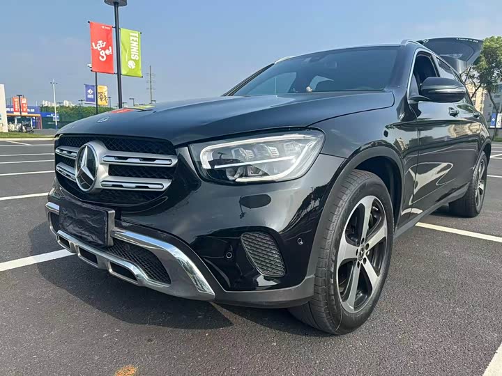 2022 Mercedes-BenzGLC 2022 Model Facelift GLC 260 L 4MATIC Dynamic Model