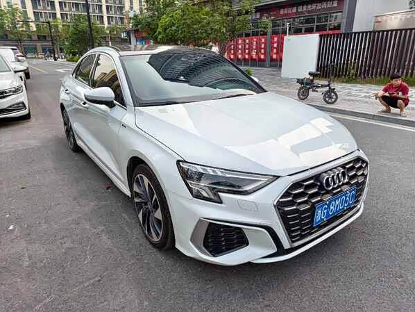 2023 Audi A3 2023 Facelift A3L Limousine 35 TFSI Fashion Sport