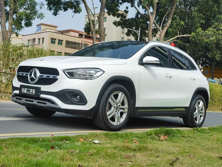2021 Mercedes-BenzGLA 2020 Model GLA 180