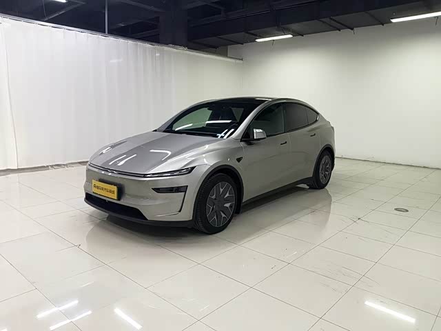 2025 Model Y L 2025 long-range all-wheel drive version