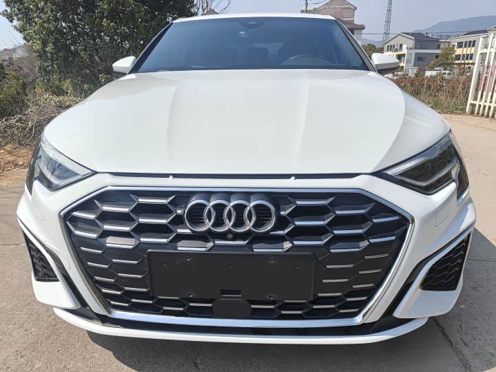 2021 Audi A3 2021 A3L Limousine 35 TFSI aggressive and sporty