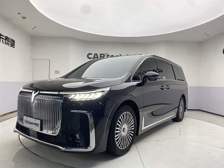 Lantu Dreamer 2025 PHEV four-wheel drive premium Kunpeng version
