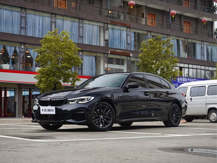 BMW 3 Series 2022 330Li xDrive M Sports Night Package