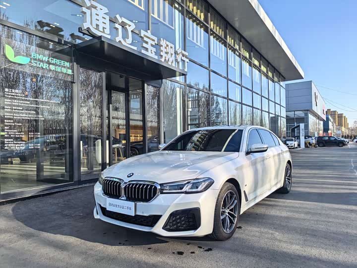 2021 BMW 5 Series 2021 525Li M Sports Package