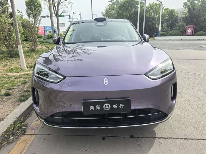 2025 Wenjie M5 2025 extended range Ultra four-wheel drive version