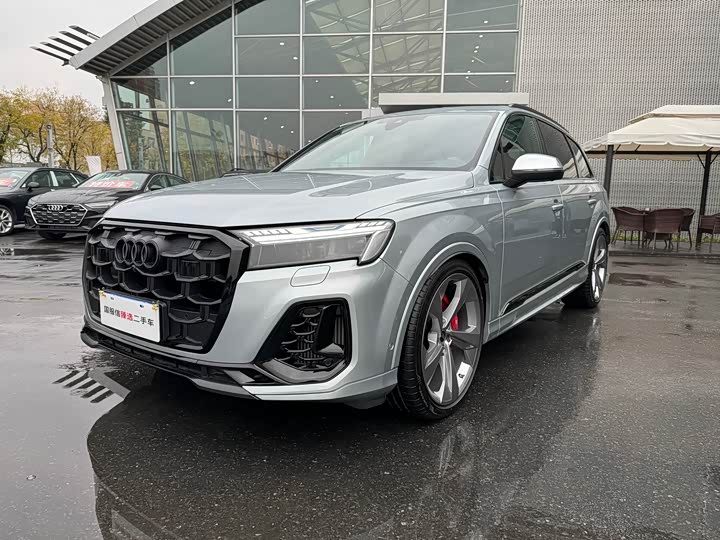 2024 Audi SQ7 2024 4.0 TFSI