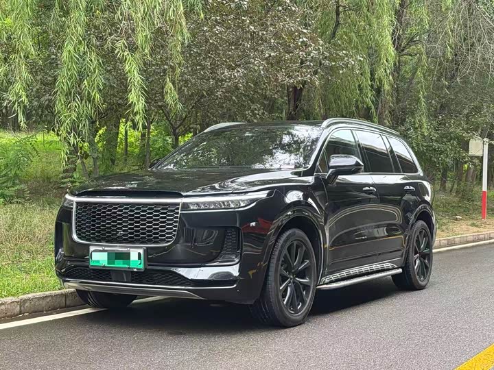 Li ONE 2021 Extended Range 6-Seat Version