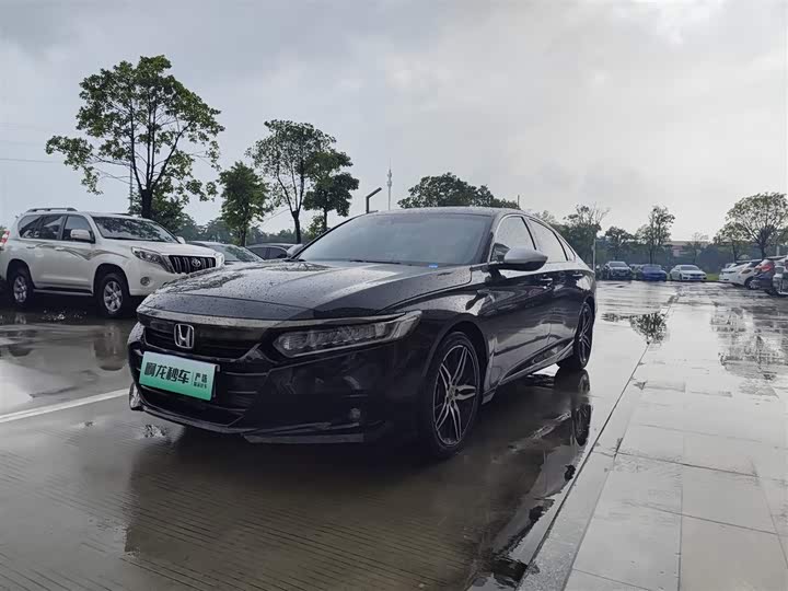 Accord 2022 260TURBO Magic Night Premium Edition