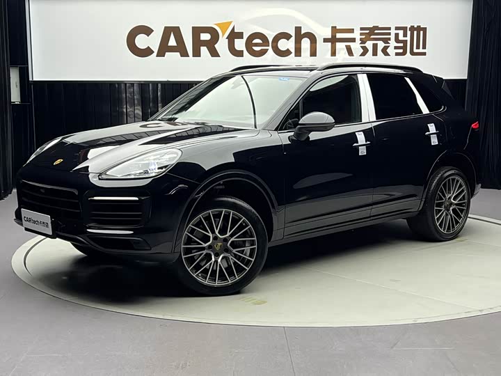 2022 Cayenne 2020 Cayenne S 2.9T