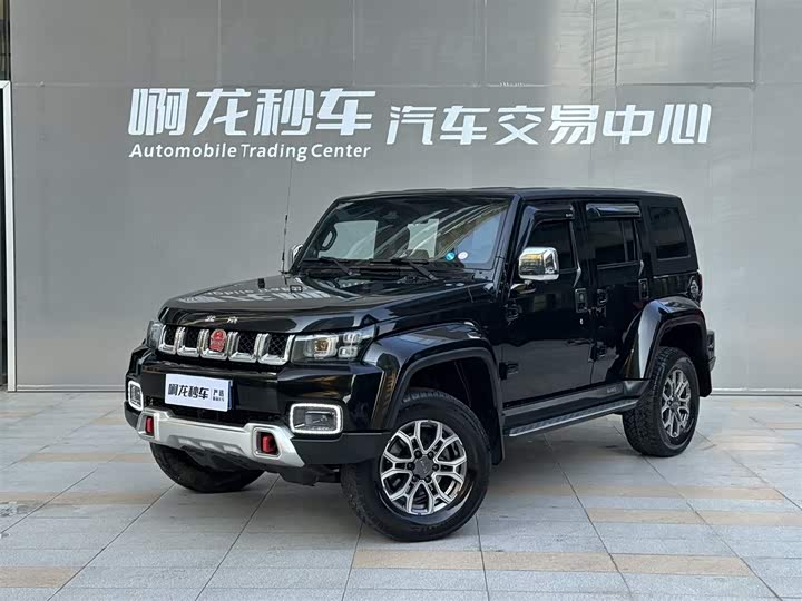 Beijing off-road BJ40 2023 2.0T automatic four-wheel drive city hunter version knight type