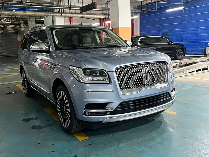 Navigator 2020 3.5T President Series