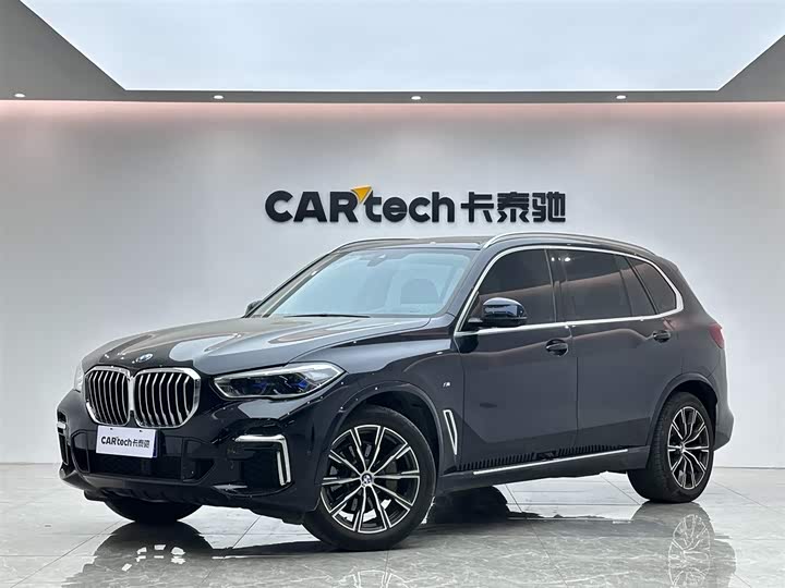 BMW X5 2022 xDrive 30Li Exclusive M Sports Package