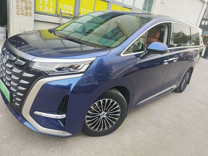 Denza D9 2022 model DM-i 970 four-wheel drive flagship model