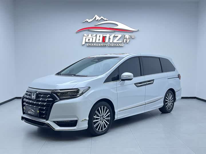 Alison 2024 2.0L e:HEV Deluxe Edition