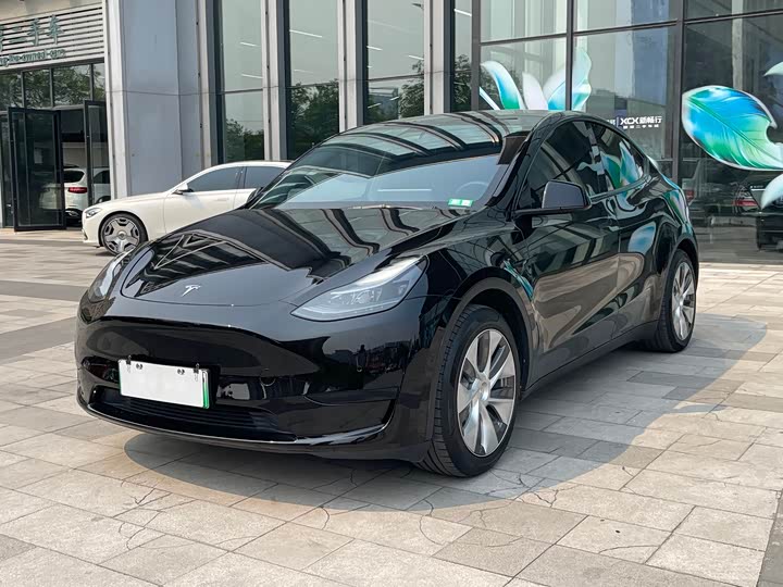 Model Y 2022 rear-wheel drive version