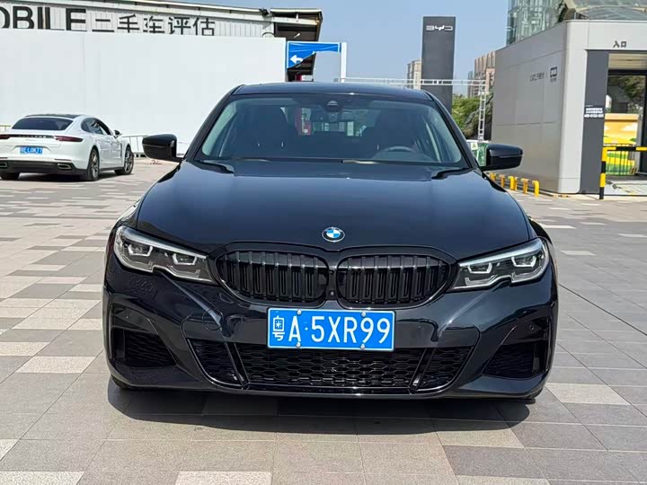 BMW 3 Series 2021 330i M Sports Night Package