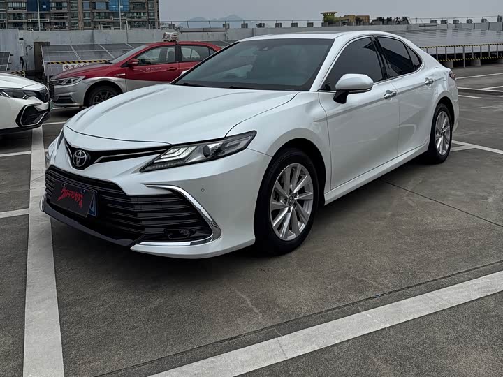 Camry 2021 2.0G Luxury Edition