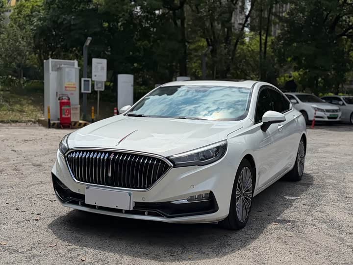 Hongqi H5 2022 Classic Model Facelift 1.8T Automatic Intelligent Connected Flagship Edition