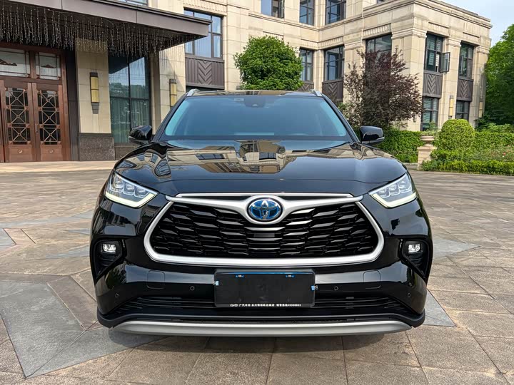 Highlander 2022 dual engine 2.5L two-wheel drive premium version 7 seats