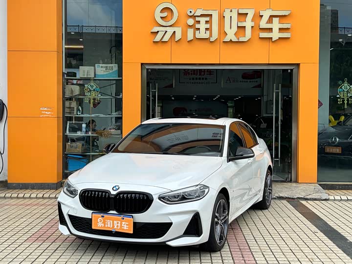 BMW 1 Series 2021 facelift 125i M Sports Night Edition