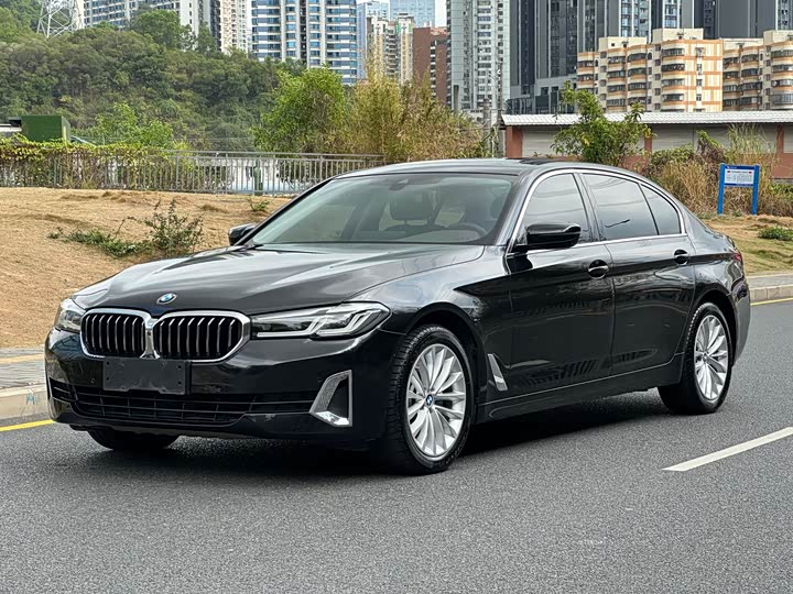 BMW 5 Series 2021 525Li Luxury Package