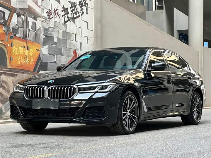 BMW 5 Series 2022 facelift 2 530Li xDrive M sports package