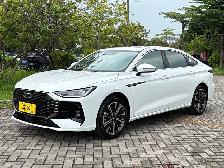 Arrizo 8 PRO 2025 1.6T DCT Luxury 