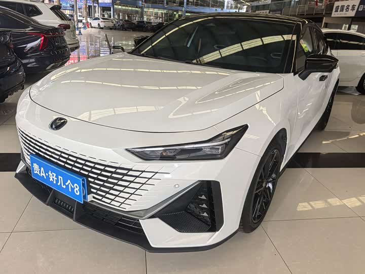 Changan UNI-V 2024 1.5T premium model