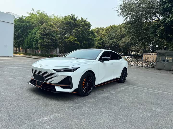 Changan UNI-V 2022 1.5T sports version