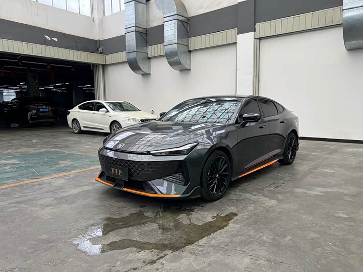 Changan UNI-V 2024 1.5T noble sports model