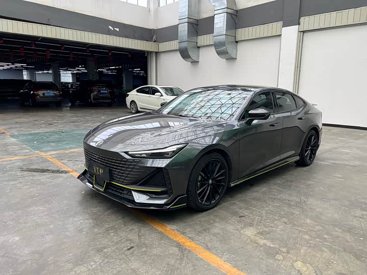 Changan UNI-V 2022 1.5T sports version
