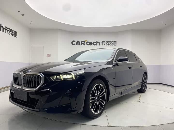 BMW 5 Series 2025 530Li Leading M Sports Package
