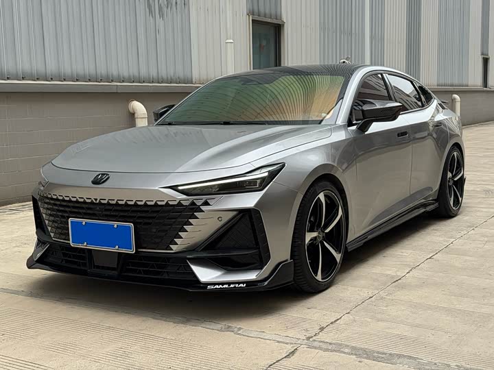 Changan UNI-V 2022 1.5T Sport