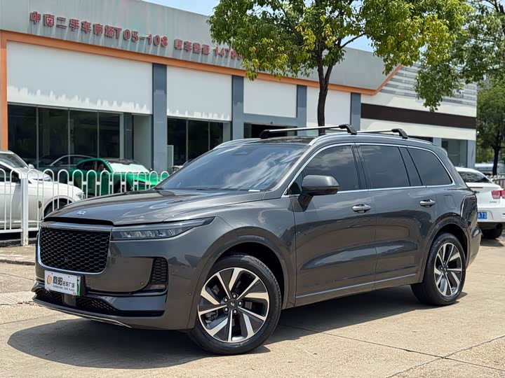 Li ONE 2021 Extended Range 6-Seat Version