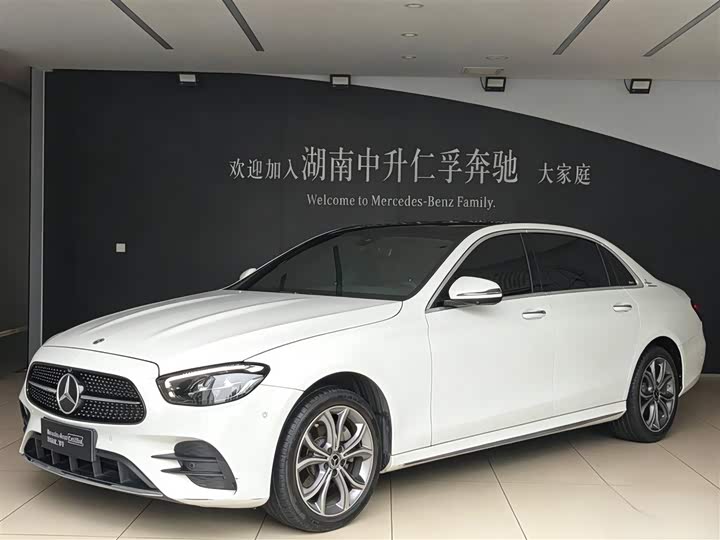 E 2022 Model E 300 L Fashion Version