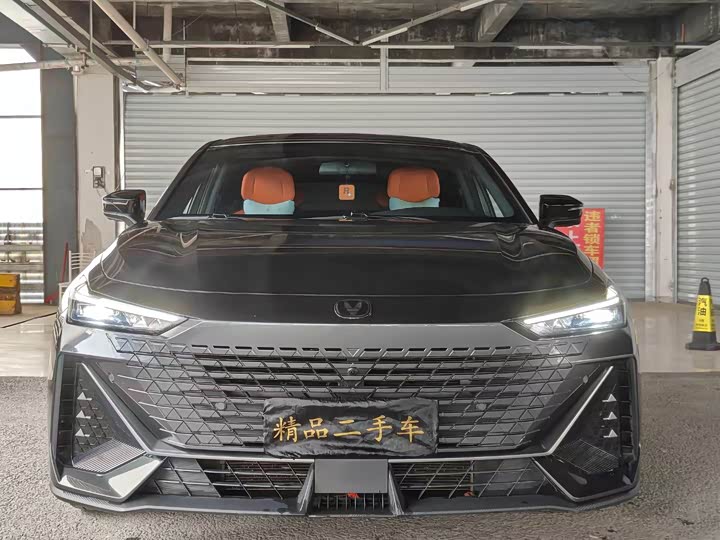 Changan UNI-V 2022 1.5T Sport