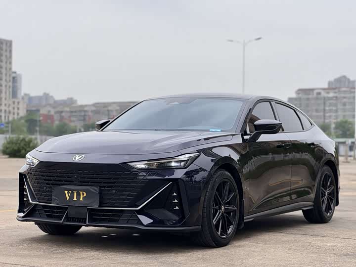 Changan UNI-V 2023 1.5T Prestige Edition