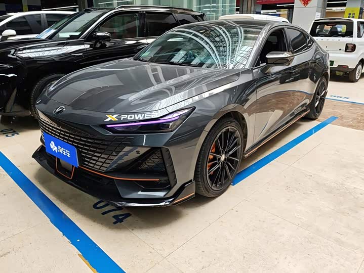 Changan UNI-V 2022 1.5T Sport
