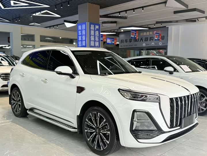 Hongqi HS5 2023 2.0T four-wheel drive Qixiang Pro version