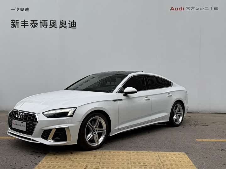 A5() 2021 Model Sportback 40 TFSI Fashion Version