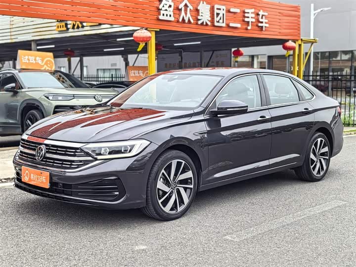 Sagitar 2023 300TSI DSG Excellence Edition
