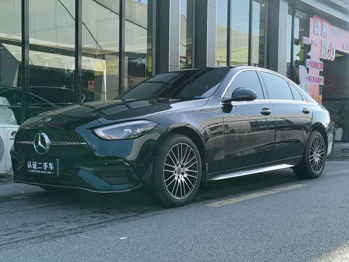 Mercedes-Benz C-Class 2024 facelift three C 260 L sports version
