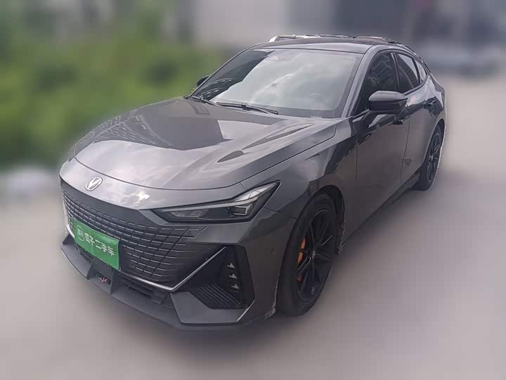 Changan UNI-V 2022 1.5T Smart Pilot Edition