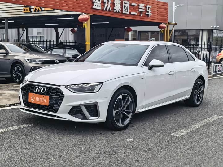 Audi A4L 2022 40 TFSI Dynamic Fashion