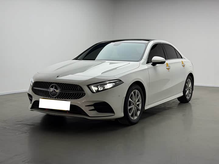 A 2022 Model A 200 L Version