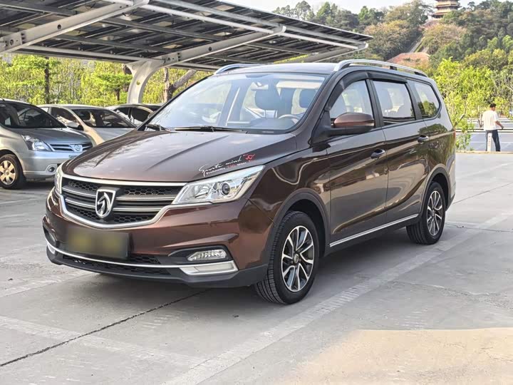 Baojun 730 2019 Model 1.5L Manual Value Edition 7-Seater China VI